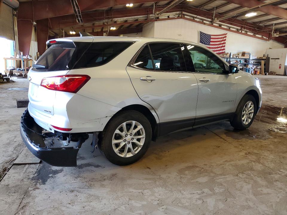 Photo 3 from auction – 2019 CHEVROLET EQUINOX with VIN 2GNAXUEV8K6170619