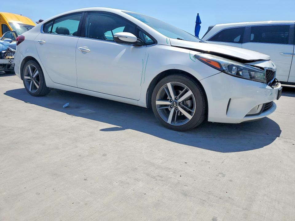 Photo 4 from auction – 2017 KIA FORTE with VIN 3KPFL4A83HE005340