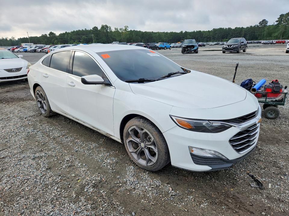Photo 4 from auction – 2020 CHEVROLET MALIBU with VIN 1G1ZD5ST7LF101496