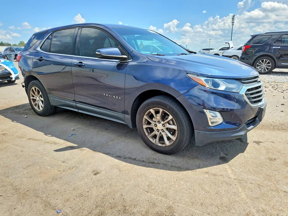 Photo 4 from auction – 2018 CHEVROLET EQUINOX with VIN 3GNAXJEV1JS504116
