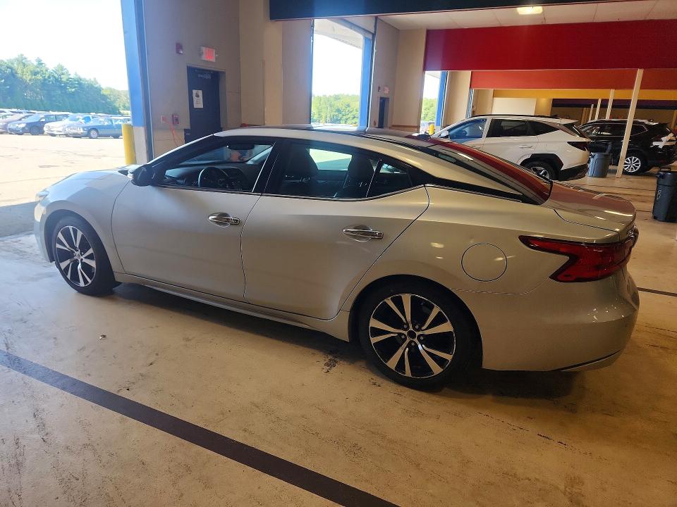 Photo 2 from auction – 2018 NISSAN MAXIMA with VIN 1N4AA6AP2JC388550