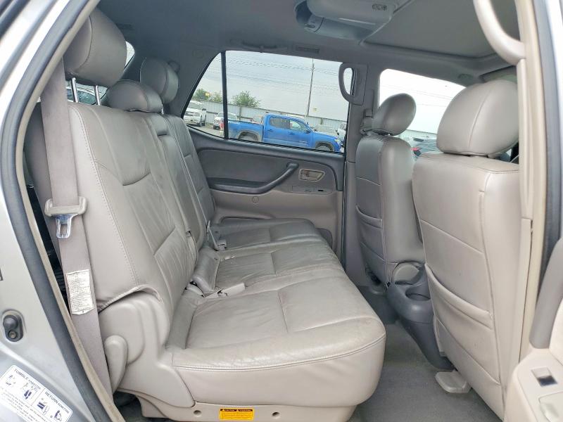 Photo 11 from auction – 2005 TOYOTA SEQUOIA with VIN 5TDBT44A55S254754