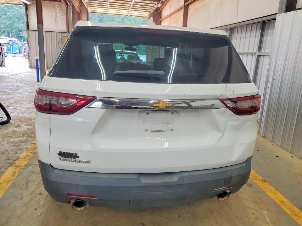 Photo 6 from auction – 2018 CHEVROLET TRAVERSE with VIN 1GNERFKW1JJ117878