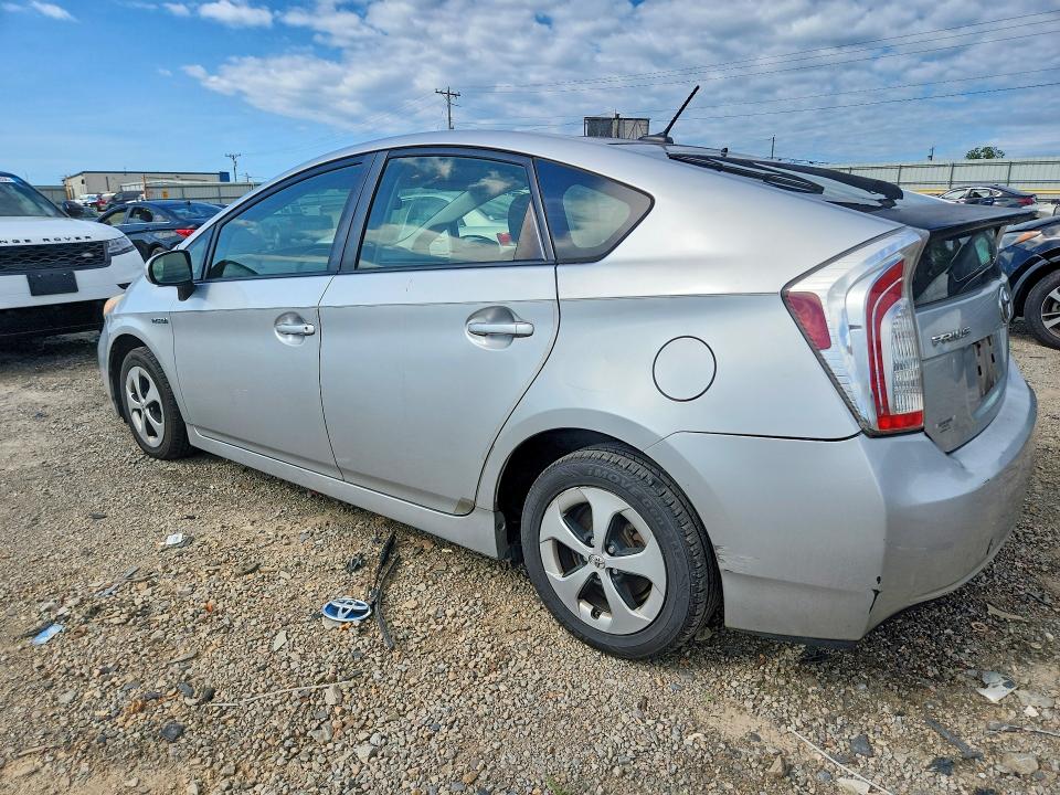 Photo 2 from auction – 2013 TOYOTA PRIUS with VIN JTDKN3DUXD5661925