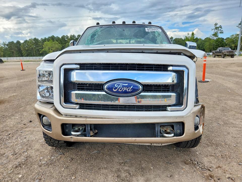 صورة رقم 5 من المزاد - 2012 FORD F250 مع VIN 1FT7W2BT5CED12676
