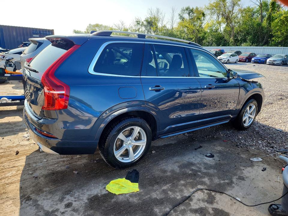 Photo 3 from auction – 2018 VOLVO XC90 with VIN YV4102PK5J1385569
