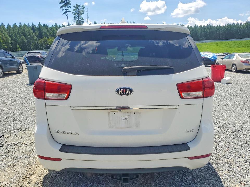 Photo 6 from auction – 2015 KIA SEDONA with VIN KNDMB5C19F6059342