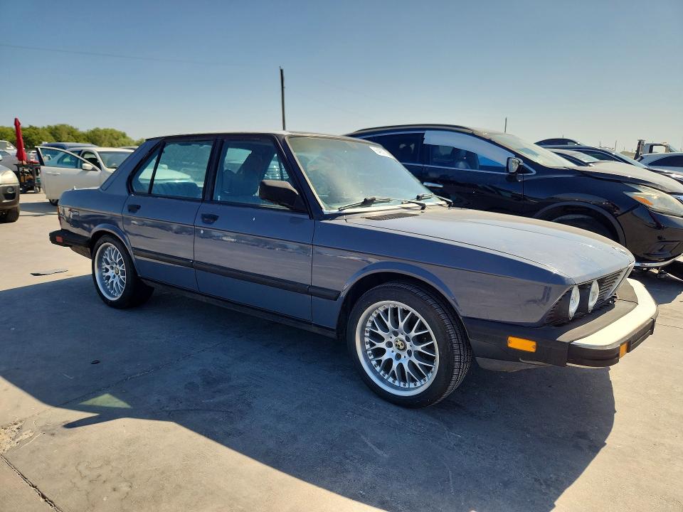 Photo 4 from auction – 1984 BMW 528 with VIN WBADK7308E9355157