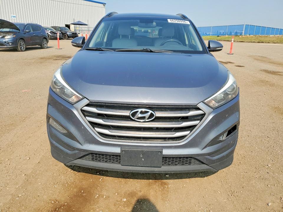 Photo 5 from auction – 2017 HYUNDAI TUCSON with VIN KM8J3CA46HU318672