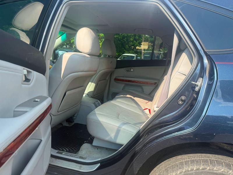 Photo 6 from auction – 2007 LEXUS RX with VIN 2T2HK31U17C038638