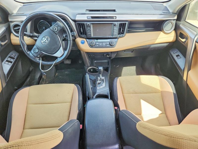 Photo 8 from auction – 2016 TOYOTA RAV4 HV with VIN JTMRJREV8GD046191