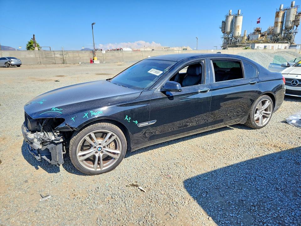 2012 BMW 750