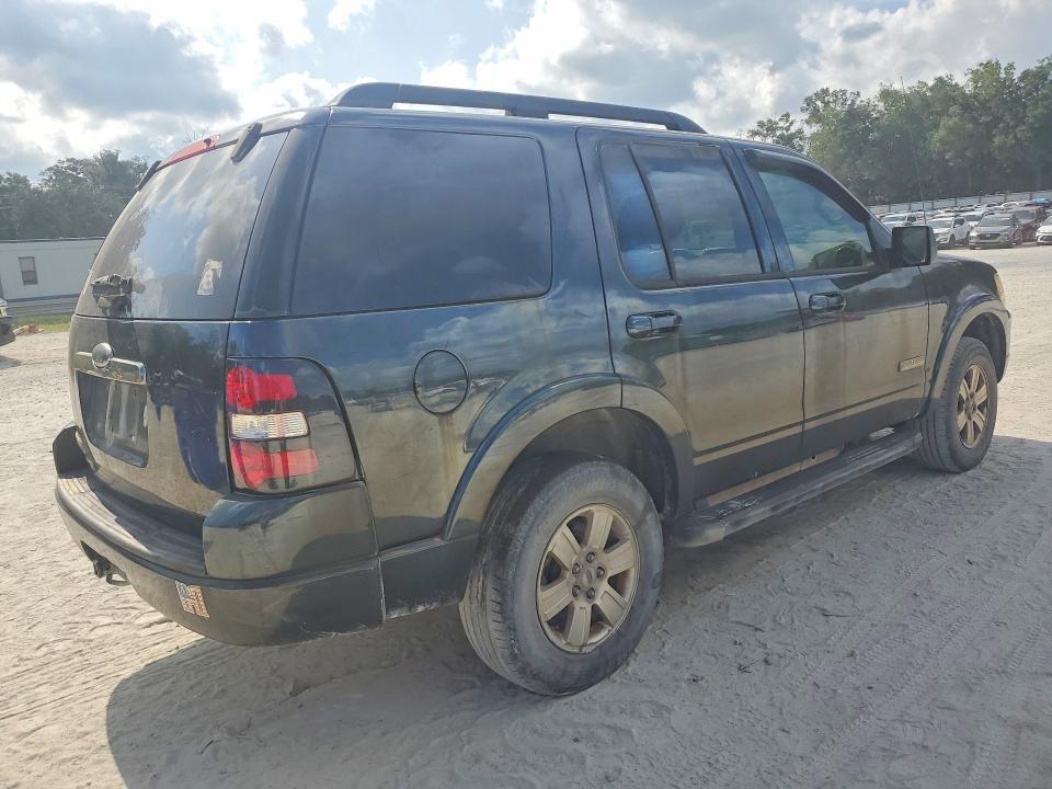 Photo 3 from auction – 2007 FORD EXPLORER with VIN 1FMEU63E27UB08350