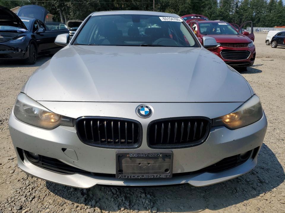 Photo 5 from auction – 2013 BMW 328 with VIN WBA3B3C55DF540895