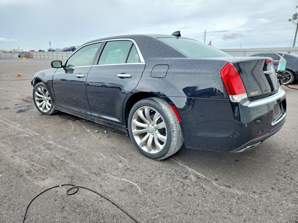 صورة رقم 2 من المزاد - 2018 CHRYSLER 300 مع VIN 2C3CCAEG5JH159226