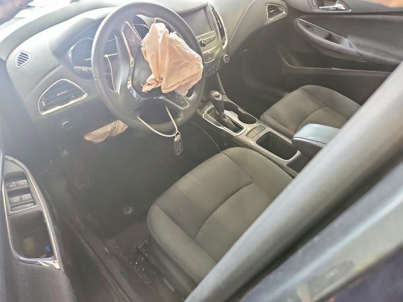 Photo 8 from auction – 2018 CHEVROLET CRUZE with VIN 3G1BE6SM6JS594268