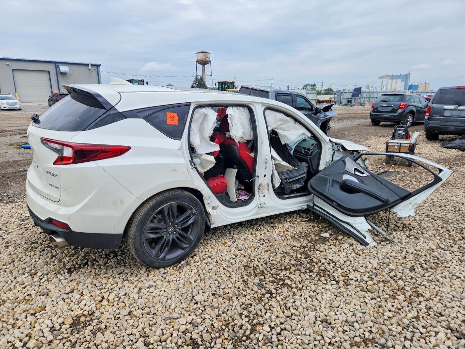 Photo 3 from auction – 2019 ACURA RDX with VIN 5J8TC2H60KL005789