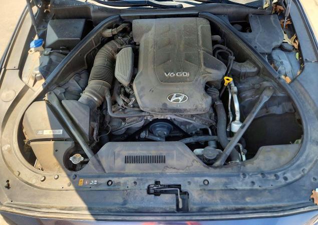 Снимка 11 от търг – 2015 HYUNDAI GENESIS с VIN KMHGN4JE1FU040800