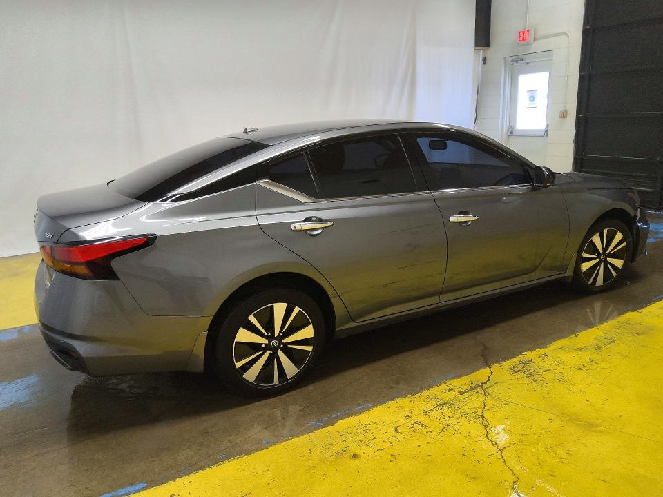 Photo 3 from auction – 2019 NISSAN ALTIMA with VIN 1N4BL4DW9KC140531