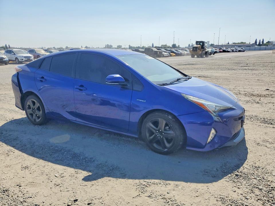 Photo 4 from auction – 2017 TOYOTA PRIUS with VIN JTDKARFU7H3050053