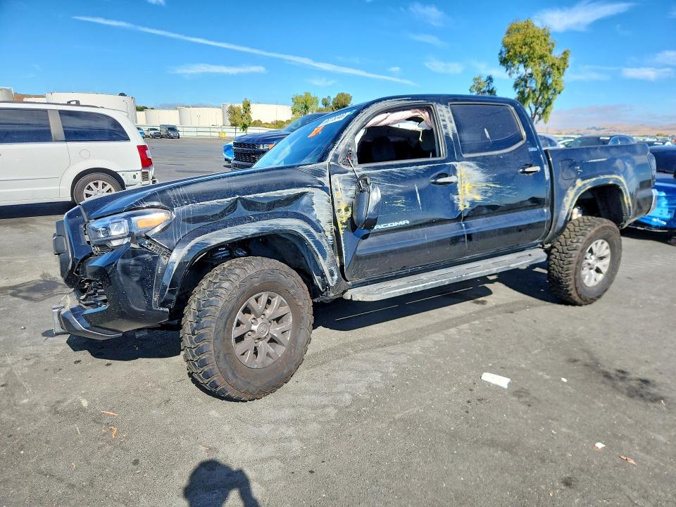 Photo 1 from auction – 2018 TOYOTA TACOMA with VIN 3TMAZ5CN2JM061878