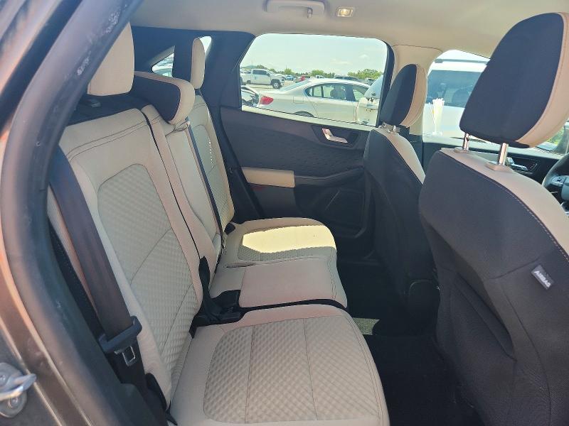 Photo 11 from auction – 2020 FORD ESCAPE with VIN 1FMCU9G68LUA98980