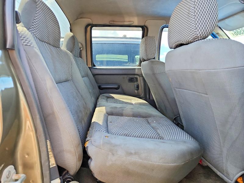 Photo 10 from auction – 2002 NISSAN FRONTIER with VIN 1N6ED29Y02C331531