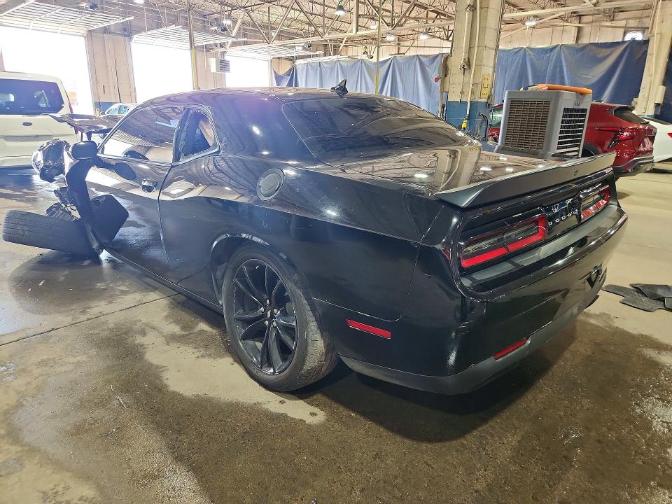 Photo 2 from auction – 2018 DODGE CHALLENGER with VIN 2C3CDZBT1JH171743
