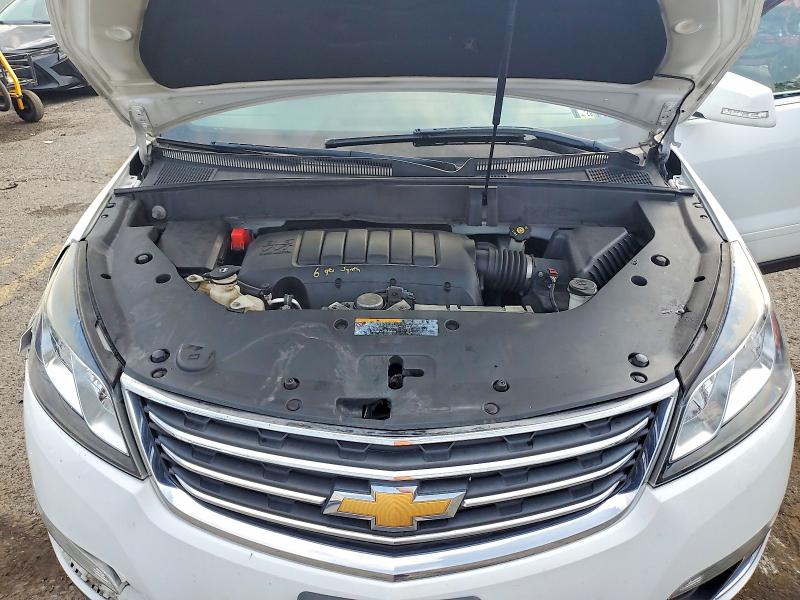 Photo 12 from auction – 2016 CHEVROLET TRAVERSE with VIN 1GNKVGKD8GJ342651