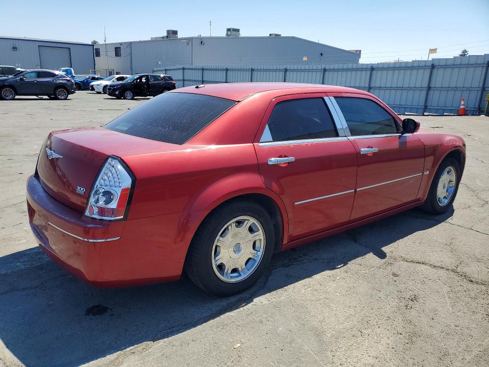 Photo 3 from auction – 2007 CHRYSLER 300 with VIN 2C3KA53G27H698293