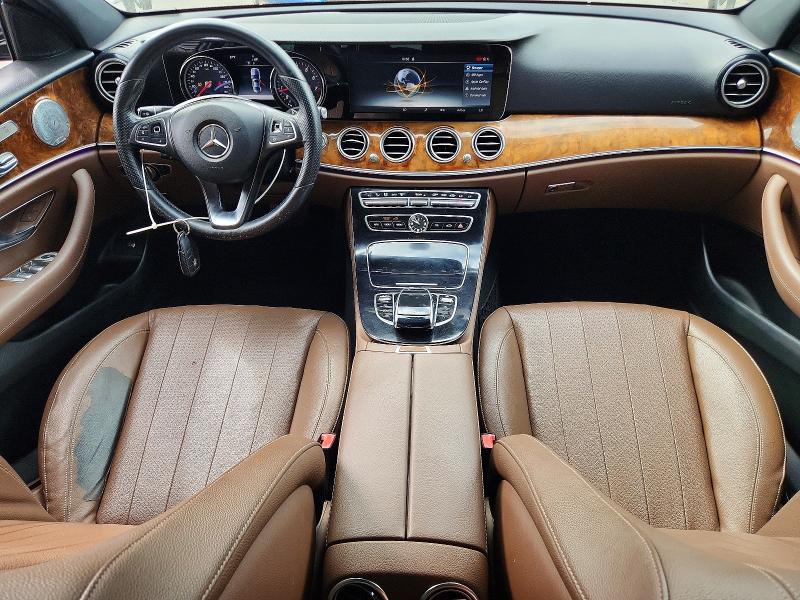Photo 8 from auction – 2017 MERCEDES-BENZ E with VIN WDDZF4JB3HA109321