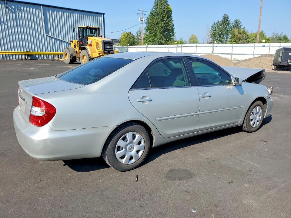 Photo 3 from auction – 2003 TOYOTA CAMRY with VIN 4T1BE32K83U768246