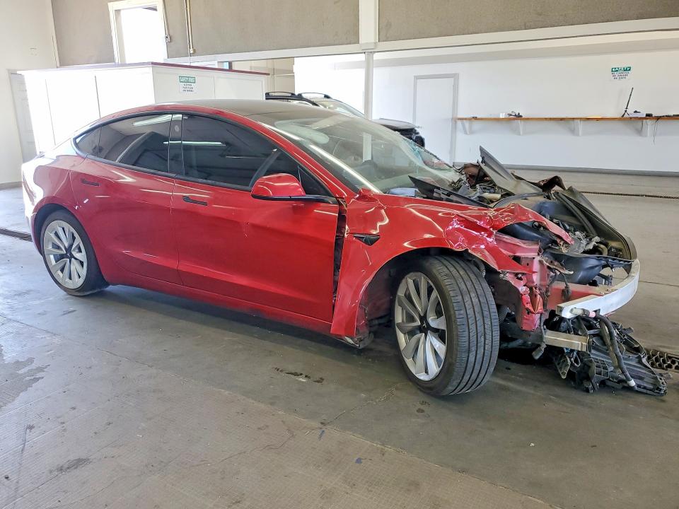 Photo 4 from auction – 2022 TESLA MODEL 3 with VIN 5YJ3E1EA7NF186330