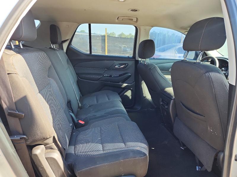 Photo 11 from auction – 2018 CHEVROLET TRAVERSE with VIN 1GNERFKW4JJ253504