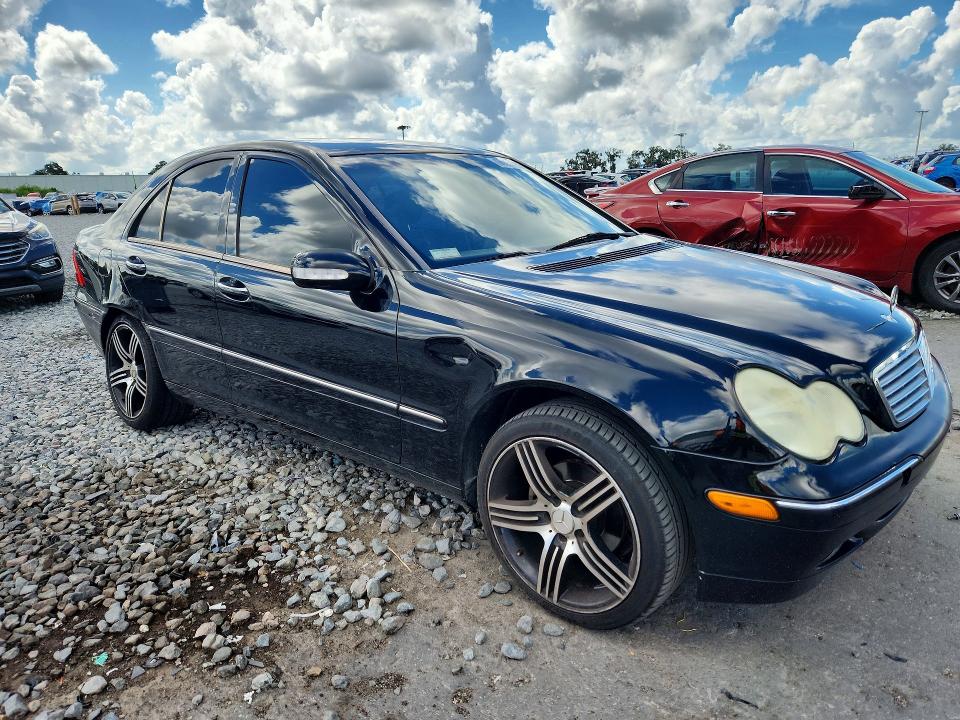 Photo 4 from auction – 2002 MERCEDES-BENZ C with VIN WDBRF61J62F191311