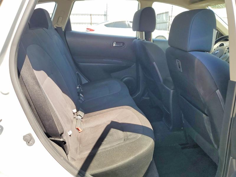 Photo 11 from auction – 2015 NISSAN ROGUE SELECT with VIN JN8AS5MV6FW758727