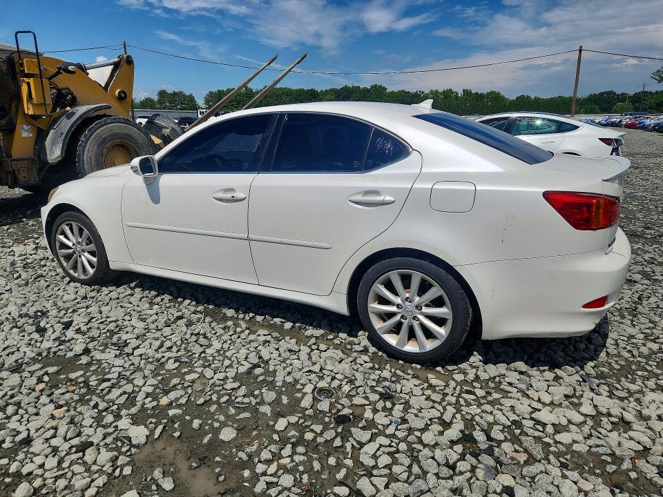 Photo 2 from auction – 2009 LEXUS IS with VIN JTHCK262295035858