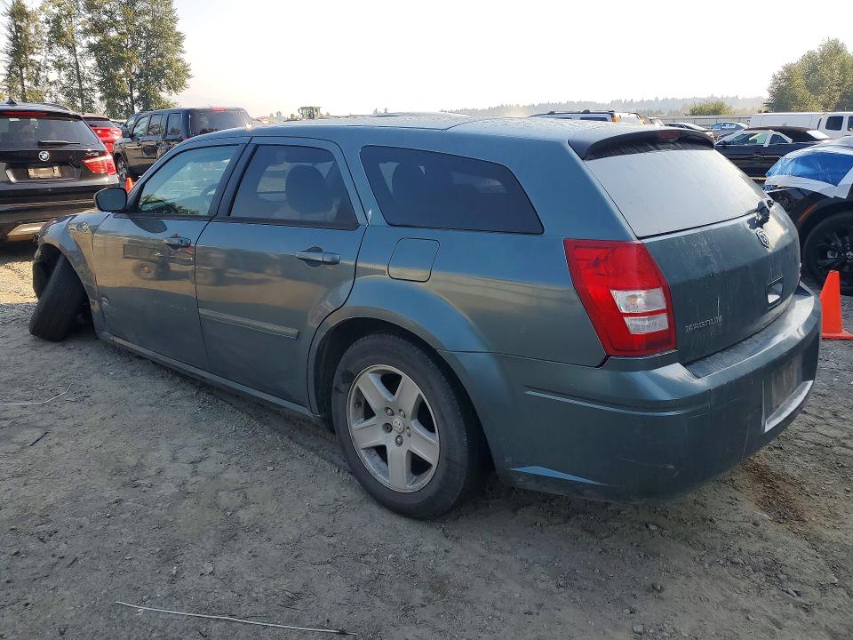 Photo 2 from auction – 2005 DODGE MAGNUM with VIN 2D4FV48V45H547040
