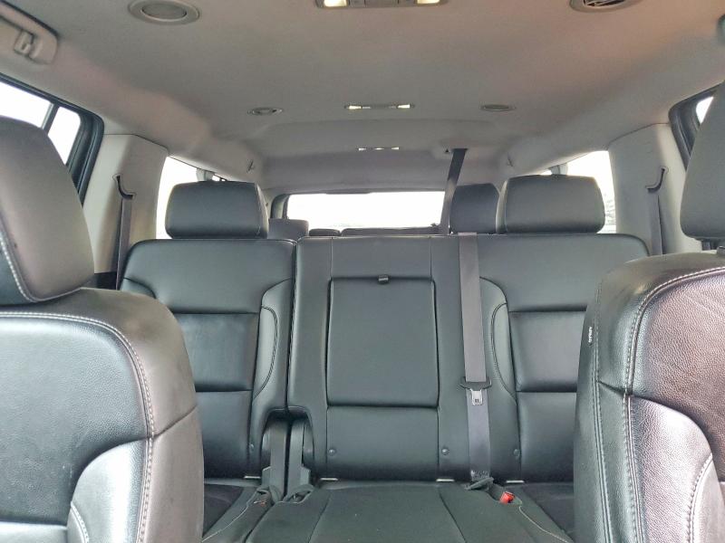Photo 10 from auction – 2015 CHEVROLET SUBURBAN with VIN 1GNSKJKC2FR227203