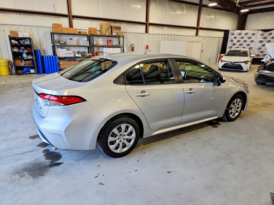 Photo 3 from auction – 2021 TOYOTA COROLLA with VIN JTDEPMAE2MJ160853