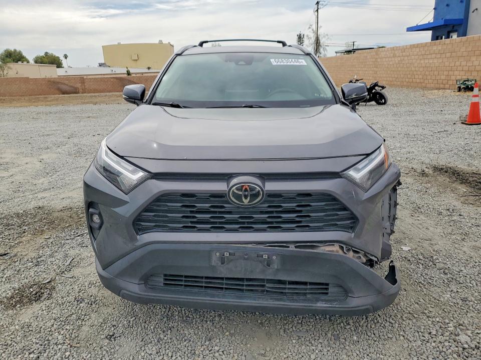صورة رقم 5 من المزاد - 2022 TOYOTA RAV4 مع VIN 2T3C1RFV6NC186858