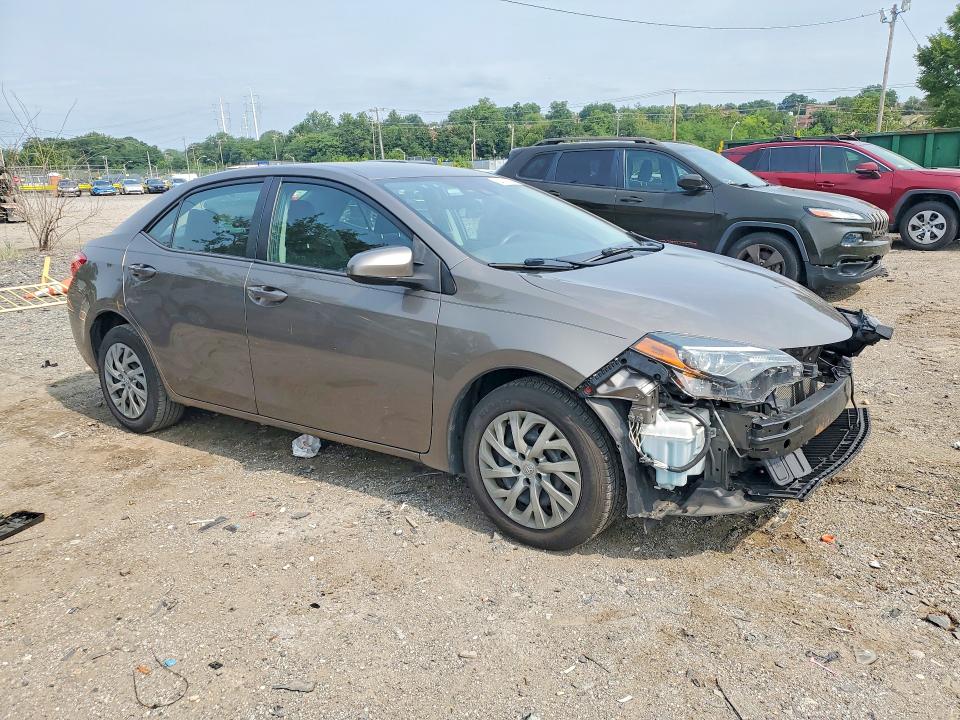 Photo 4 from auction – 2019 TOYOTA COROLLA with VIN 2T1BURHE0KC189937