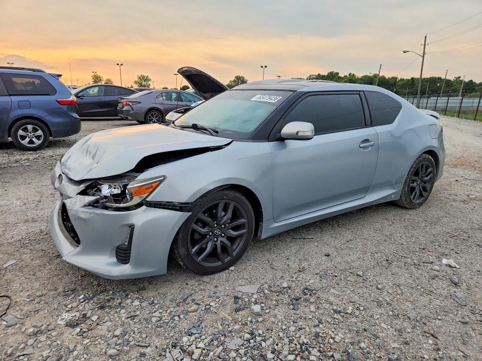 SCION TC 2014 with VIN JTKJF5C78E3070451 - Photo from auction