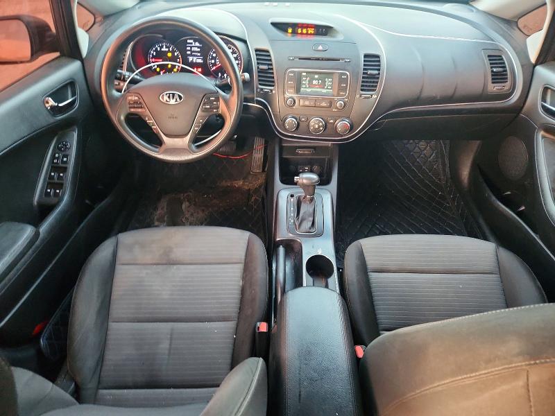 Foto 8 de la subasta – 2016 KIA FORTE con VIN KNAFX4A6XG5584451