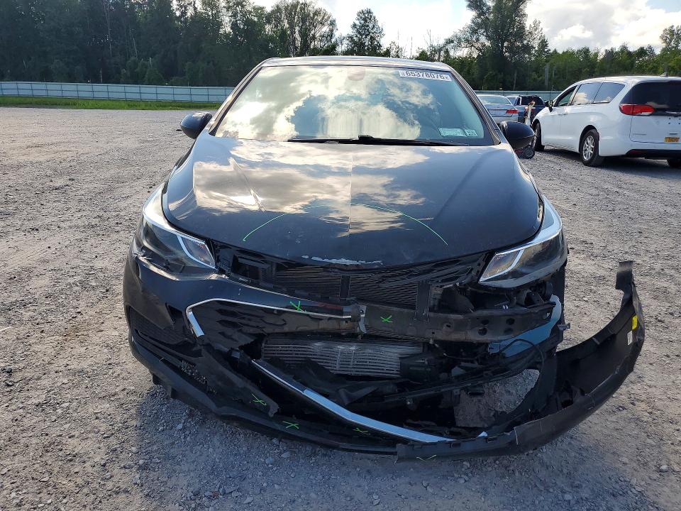 Photo 5 from auction – 2017 CHEVROLET CRUZE with VIN 3G1BE6SM6HS511593