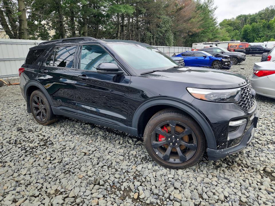 Photo 4 from auction – 2023 FORD EXPLORER with VIN 1FM5K8GC4PGC34346