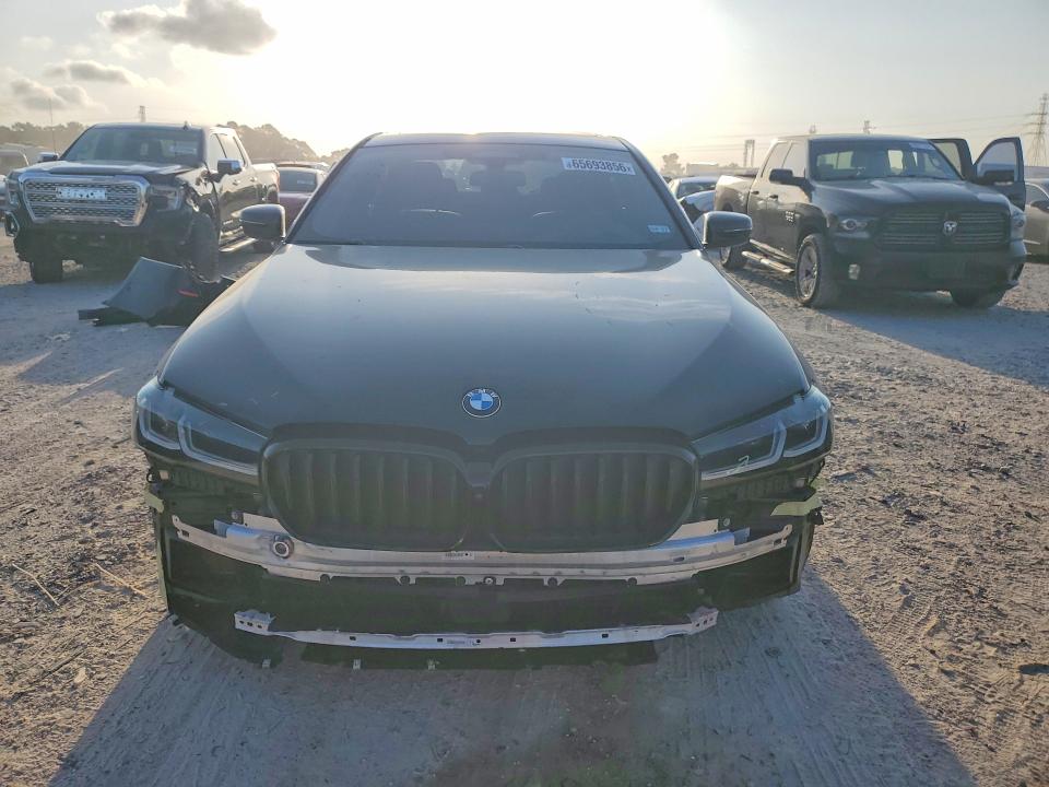 Foto 5 de la subasta – 2023 BMW M550XI con VIN WBA13BK03PCM24721