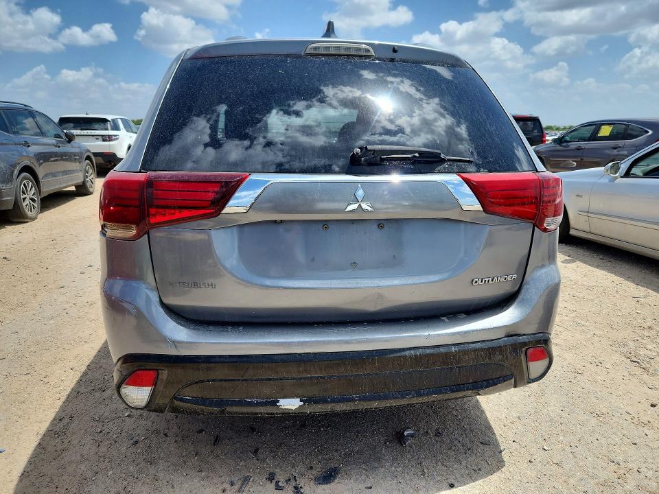 Photo 6 from auction – 2018 MITSUBISHI OUTLANDER with VIN JA4AD2A3XJZ053163