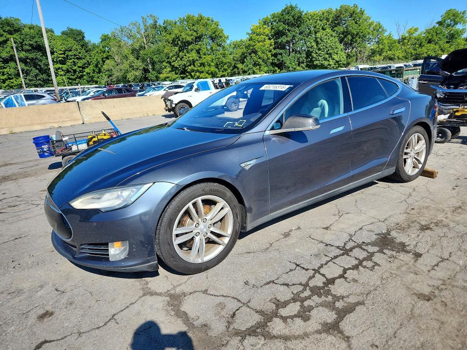 TESLA MODEL S 2015 with VIN 5YJSA1E14FF110508 - Photo from auction