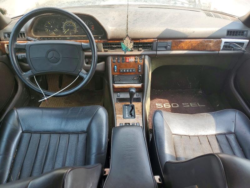 Photo 8 from auction – 1986 MERCEDES-BENZ 560 with VIN WDBCA39D5GA212428